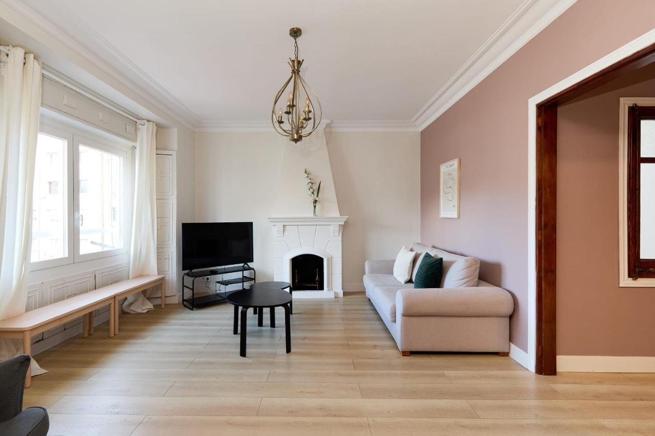 Casa Cosi - Casanova 6 Apartment Barcelona Bagian luar foto