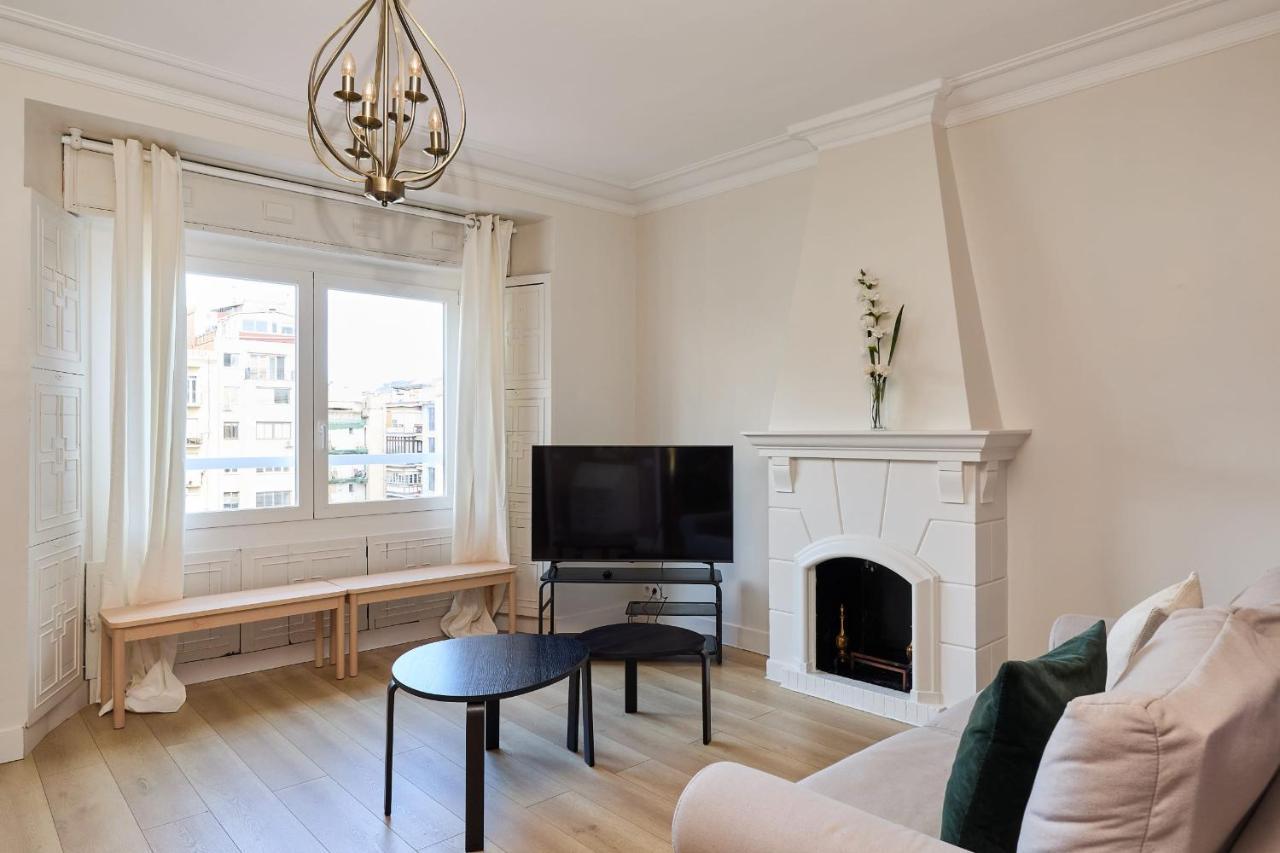 Casa Cosi - Casanova 6 Apartment Barcelona Bagian luar foto